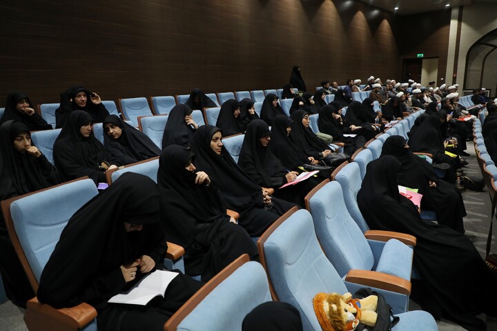 تصاویر/ همایش سراسری مبلغان اربعین