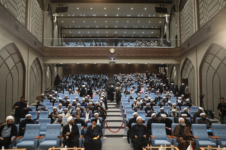 تصاویر/ همایش سراسری مبلغان اربعین