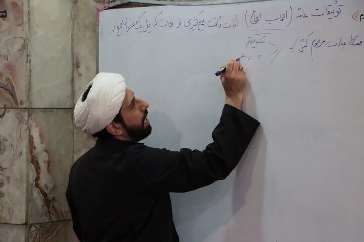 تصاویر/ دوره علمی - پژوهشی طلاب حوزه علمیه آیت الله مجتهدی