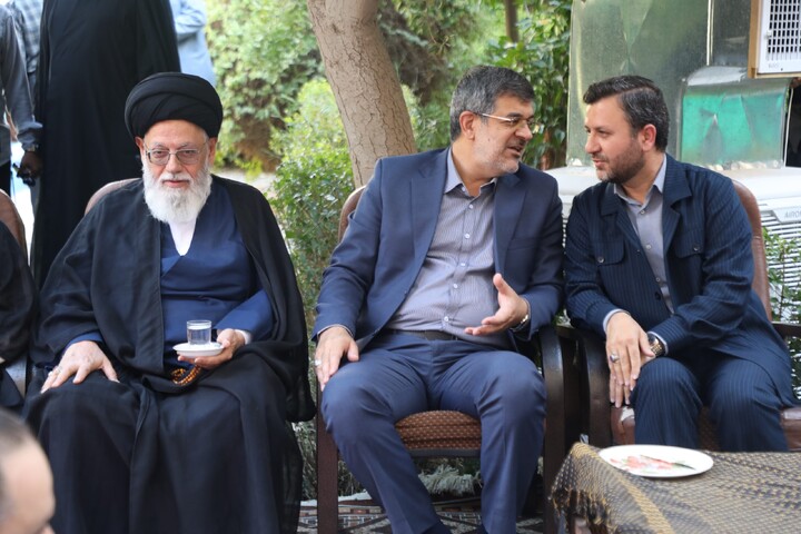 تصاویر/ دومین روز از مراسم هفتم رهبر شهید امت در حوزه علمیه یزد برگزار شد