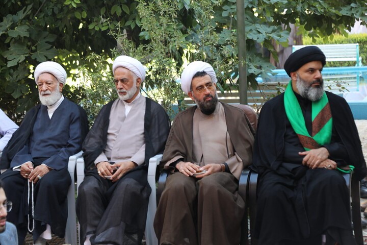 تصاویر/ دومین روز از مراسم هفتم رهبر شهید امت در حوزه علمیه یزد برگزار شد