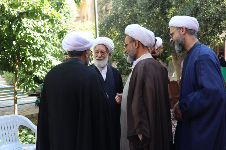 تصاویر/ دومین روز از مراسم هفتم رهبر شهید امت در حوزه علمیه یزد برگزار شد