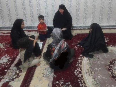 تصاویر/فعالیت تبلیغی خواهران طلبه لرستانی با محوریت  حمایت از جبهه مقاومت