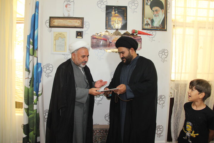 تصاویر / دیدار معاونت تبلیغ وامور فرهنگی حوزه علمیه استان قزویناز روحانیون طرح هجرت توابع شهرستان بویین زهرا