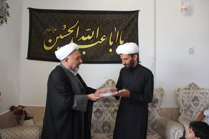 تصاویر / دیدار معاونت تبلیغ وامور فرهنگی حوزه علمیه استان قزویناز روحانیون طرح هجرت توابع شهرستان بویین زهرا