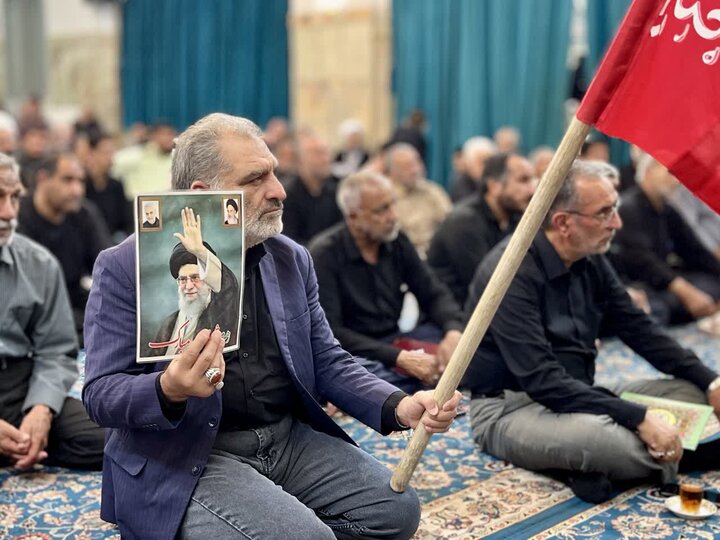 تصاویر/ آیین بزرگداشت «قائد و آقای شهید ایران» در بافق برگزار شد