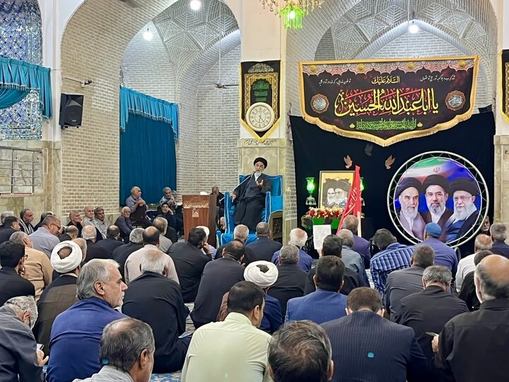 تصاویر/ آیین بزرگداشت «قائد و آقای شهید ایران» در بافق برگزار شد