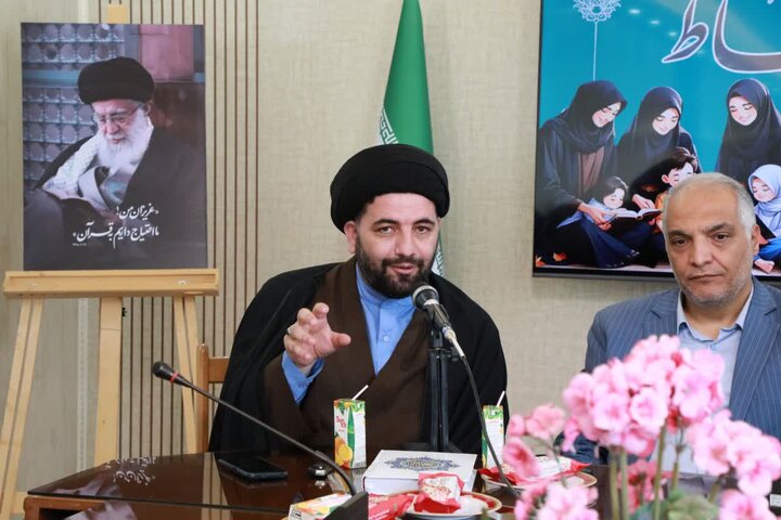 تصاویر/ مراسم تجلیل از مادران حافظان قرآن‌ کریم در اردبیل