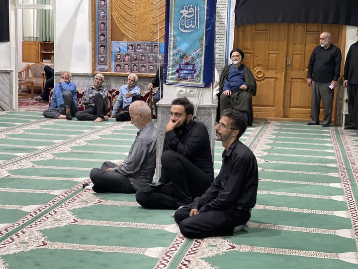 تصاویر/ حضور امام جمعه نوشهر در مراسم بزرگداشت رهبر شهید (ره) در مسجد قائم گردگل