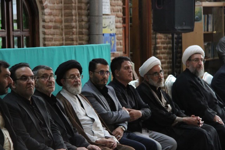 تصاویر / گرامیداشت اولین شب جمعه قائد شهید امت امام سید علی خامنه ای (قدس سره) در تبریز