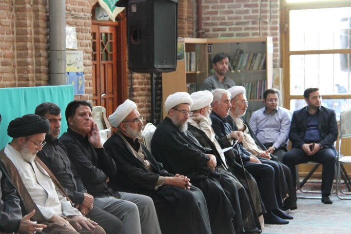 تصاویر / گرامیداشت اولین شب جمعه قائد شهید امت امام سید علی خامنه ای (قدس سره) در تبریز