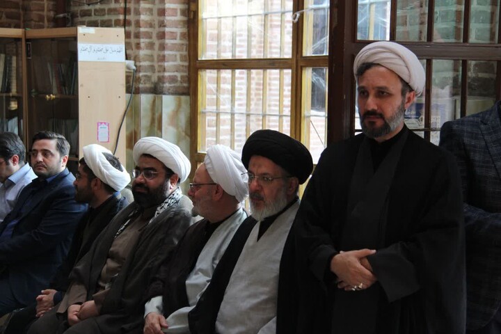 تصاویر / گرامیداشت اولین شب جمعه قائد شهید امت امام سید علی خامنه ای (قدس سره) در تبریز