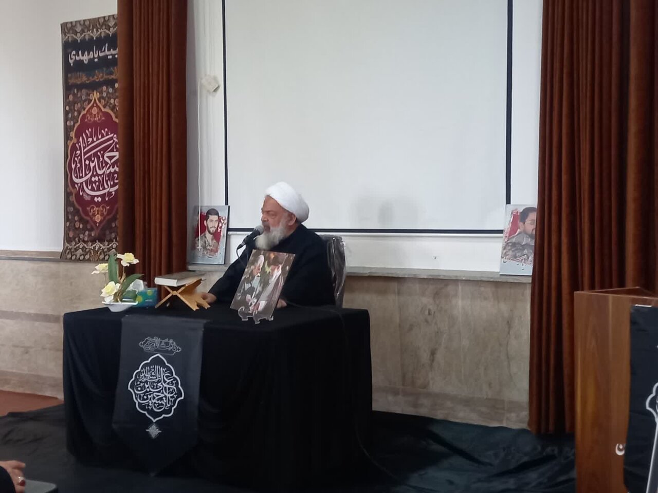 رهبر شهید ایران دارای قریحه اجتهاد بودند