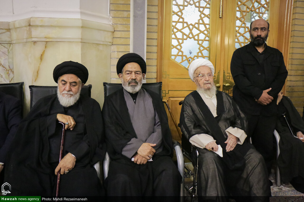 بزرگداشت امام شهید از طرف آیتالله العظمی مکارمشیرازی / اطاعت از رهبری و حفظ انسجام مهمترین راه خنثیسازی توطئهها است بزرگداشت امام شهید از طرف آیتالله العظمی مکارمشیرازی / اطاعت از رهبری و حفظ انسجام مهمترین راه خنثیسازی توطئهها است