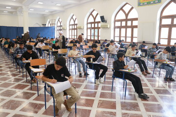 مرحله نخست آزمون پذیرش حوزه علمیه استان گلستان + عکس
