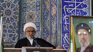 جهان باید از توانمندی‌های نظامی ایران درس بگیرد