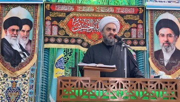 تصاویر / اقامه نماز جمعه در  ترکمنچای