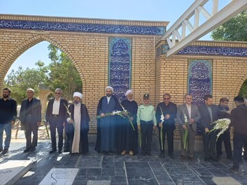 خدمت به مردم را ادامه مسیر شهدا می‌دانیم+عکس