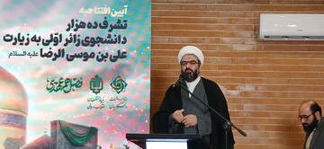 زیارت ائمه اطهار(ع)، زمینه‌ساز ماندگاری نخبگان در مسیر خدمت است