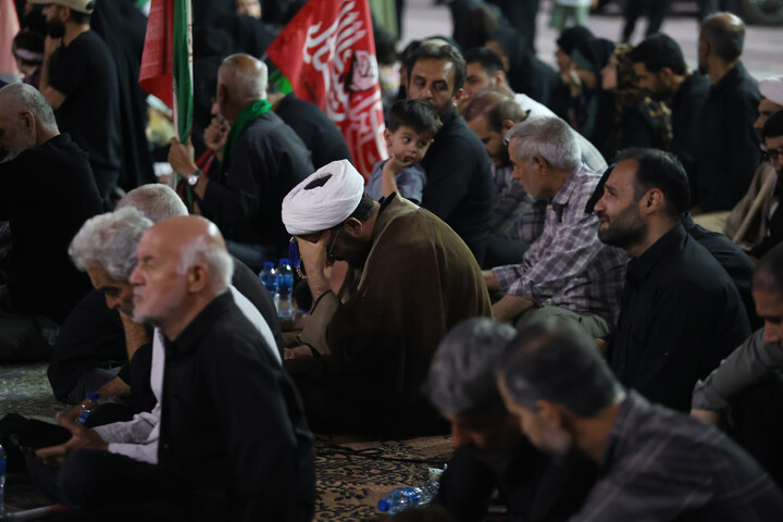 آیین قرائت دعای کمیل در میدان امام خمینی(ره) همدان
