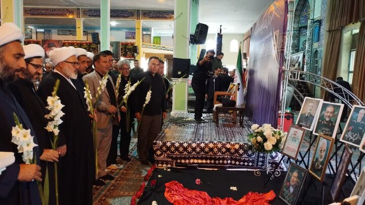 تصاویر/ مراسم بزرگداشت آقای شهید ایران و شهدای جنگ رمضان در میاندوآب