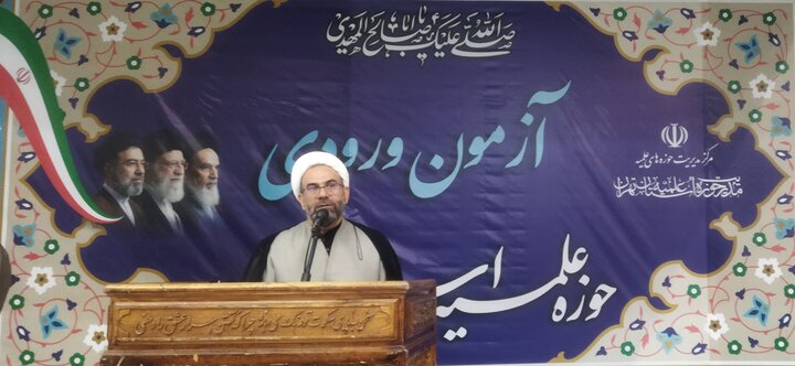 تصاویر/ آزمون ورودی حوزه علمیه استان تهران