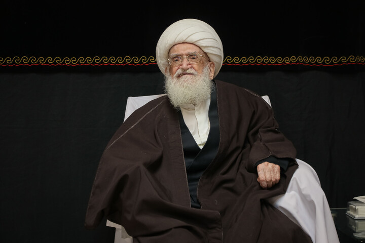 تصاویر/ برگزاری مراسم گرامیداشت و یادبود رهبر شهید حضرت آیت‌الله العظمی سید علی حسینی خامنه‌ای از سوی مرجع عالی‌قدر، حضرت آیت‌الله العظمی نوری همدانی «مدظله العالی»