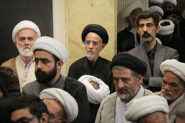 تصاویر/ برگزاری مراسم گرامیداشت و یادبود رهبر شهید حضرت آیت‌الله العظمی سید علی حسینی خامنه‌ای از سوی مرجع عالی‌قدر، حضرت آیت‌الله العظمی نوری همدانی «مدظله العالی»