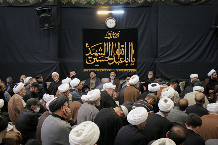 تصاویر/ برگزاری مراسم گرامیداشت و یادبود رهبر شهید حضرت آیت‌الله العظمی سید علی حسینی خامنه‌ای از سوی مرجع عالی‌قدر، حضرت آیت‌الله العظمی نوری همدانی «مدظله العالی»
