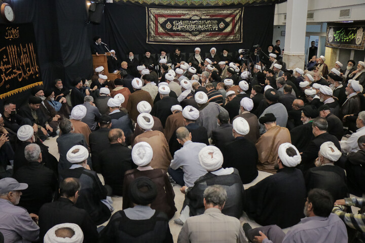 تصاویر/ برگزاری مراسم گرامیداشت و یادبود رهبر شهید حضرت آیت‌الله العظمی سید علی حسینی خامنه‌ای از سوی مرجع عالی‌قدر، حضرت آیت‌الله العظمی نوری همدانی «مدظله العالی»