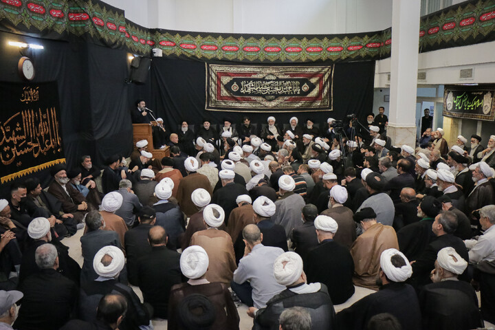 تصاویر/ برگزاری مراسم گرامیداشت و یادبود رهبر شهید حضرت آیت‌الله العظمی سید علی حسینی خامنه‌ای از سوی مرجع عالی‌قدر، حضرت آیت‌الله العظمی نوری همدانی «مدظله العالی»