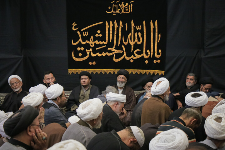 تصاویر/ برگزاری مراسم گرامیداشت و یادبود رهبر شهید حضرت آیت‌الله العظمی سید علی حسینی خامنه‌ای از سوی مرجع عالی‌قدر، حضرت آیت‌الله العظمی نوری همدانی «مدظله العالی»