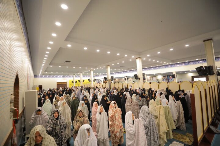تصاویر/ نماز عبادی سیاسی جمعه در ساوجبلاغ