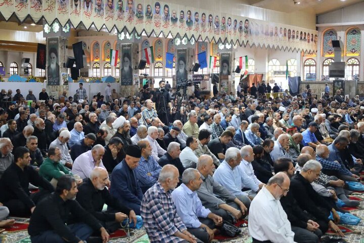 تصاویر / نماز عبادی سیاسی جمعه در شهرستان ساری
