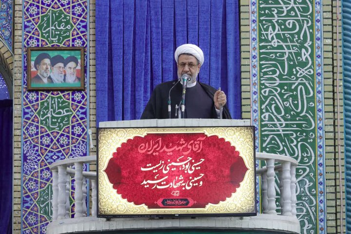تصاویر/ اقامه نمازجمعه شهر کرمان