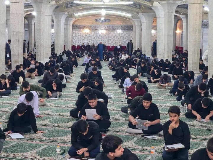 حماسه‌ای از جنس علم و اخلاص؛ روایت حضور صدها داوطلب در آزمون ورودی حوزه‌های علمیه