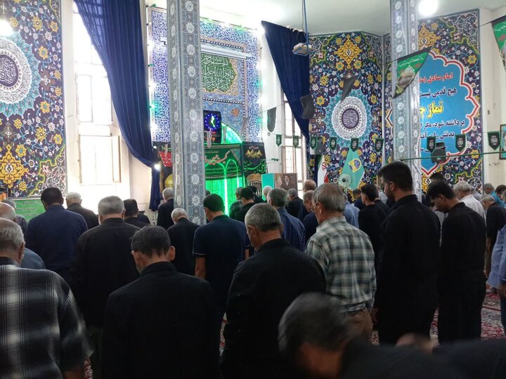 تصاویر/ اقامه نمازجمعه شهر چترود