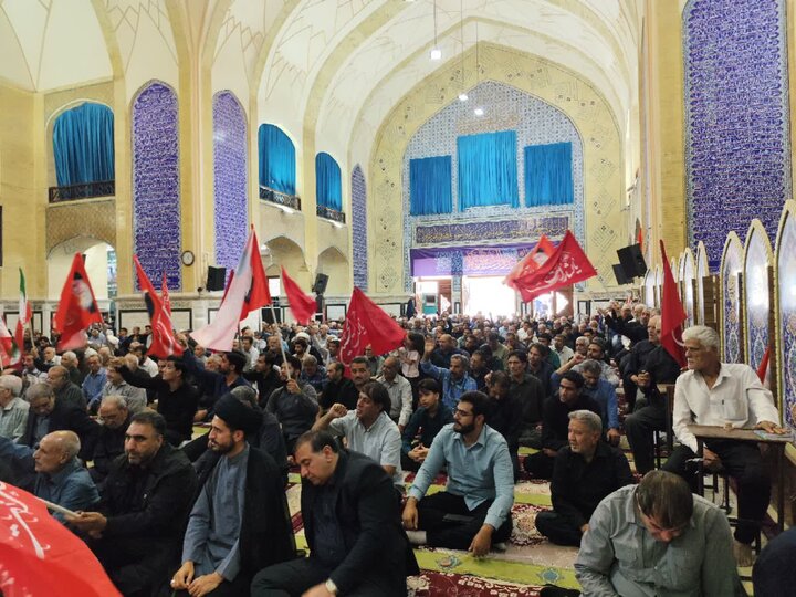 تصاویر/ اقامه نمازجمعه شهر بم