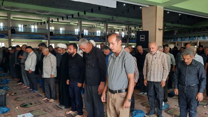 تصاویر/اقامه نماز عبادی سیاسی جمعه در خمین