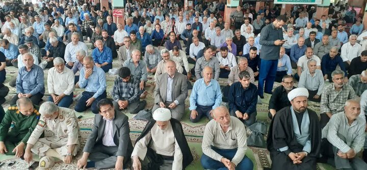 تصاویر/ اقامه نماز جمعه پارس آباد