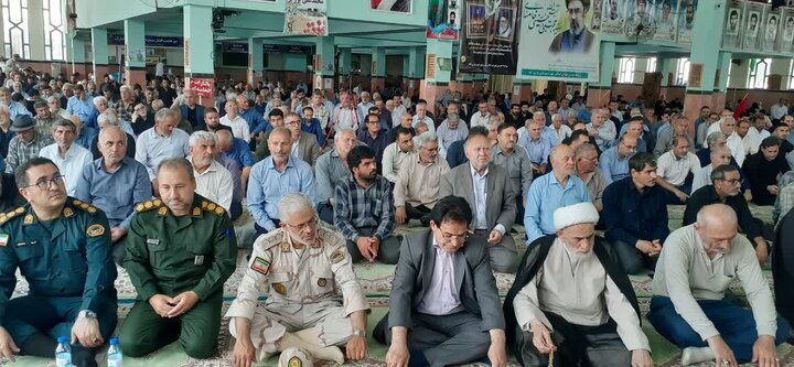 تصاویر/ اقامه نماز جمعه پارس آباد