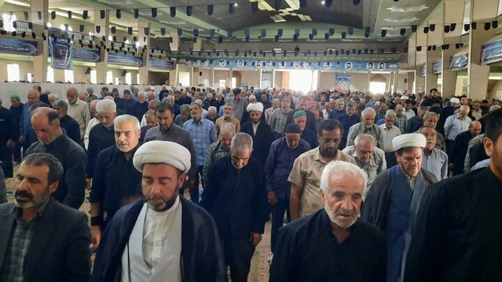 تصاویر/اقامه نماز عبادی سیاسی جمعه در خمین