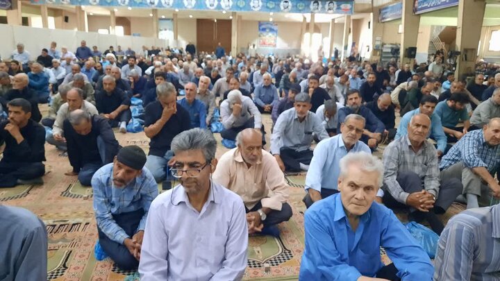 تصاویر/اقامه نماز عبادی سیاسی جمعه در خمین