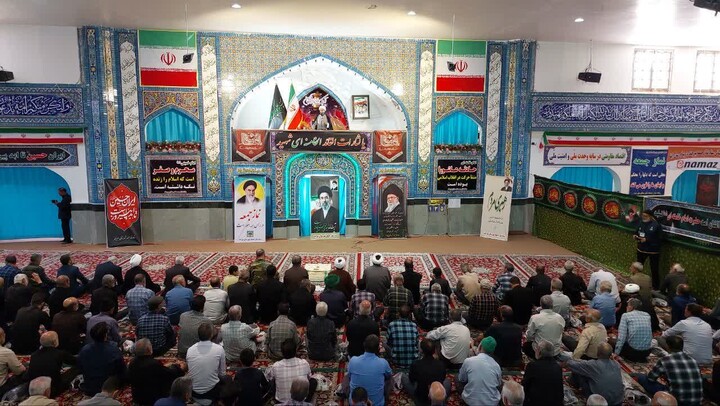 تصاویر| نماز جمعه عبادی سیاسی بیرجند