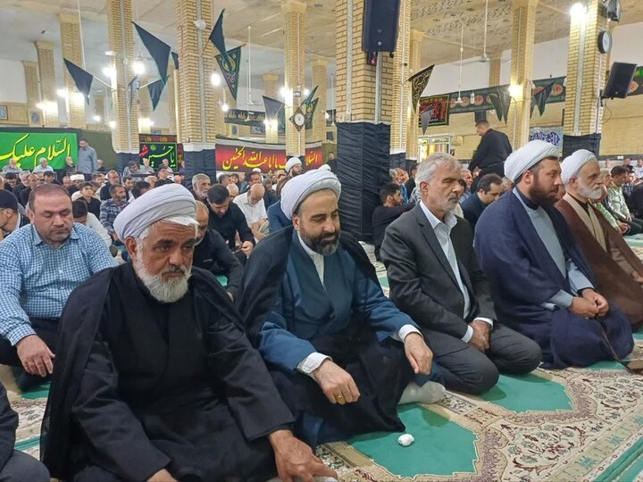 تصاویر/اقامه نماز عبادی سیاسی جمعه در زرندیه