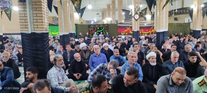 تصاویر/اقامه نماز عبادی سیاسی جمعه در زرندیه