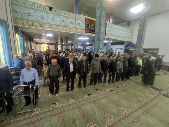 تصاویر / اقامه نماز جمعه طارم