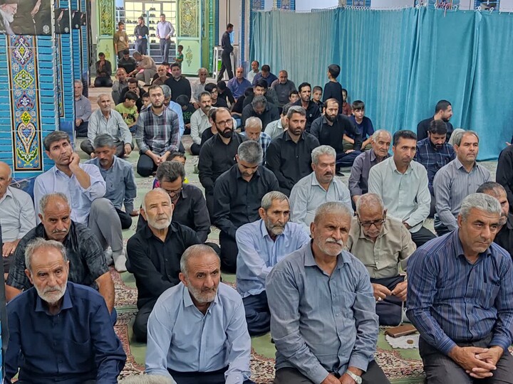 تصاویر / اقامه نماز جمعه طارم