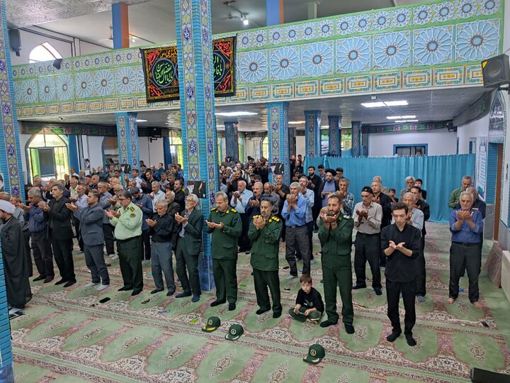 تصاویر / اقامه نماز جمعه طارم
