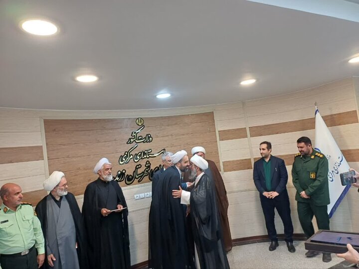 تصاویر/آیین تکریم و معارفه امام جمعه شهرستان زرندیه